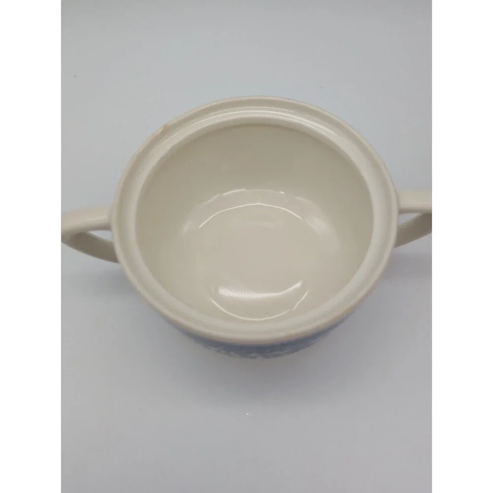 Vintage Blue Willow Covered Sugar Bowl Lidded 2-Handled Ceramic Unmarked